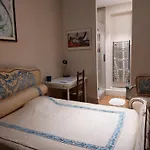 Jolie chambre plein centre parking sécurisé gratuit